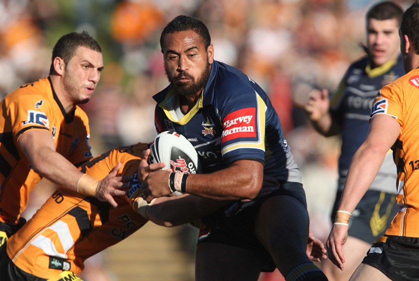 Antonio Kaufusi in action for the Cowboys.