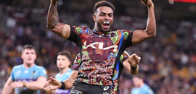 Broncos go top four after stunning comeback win