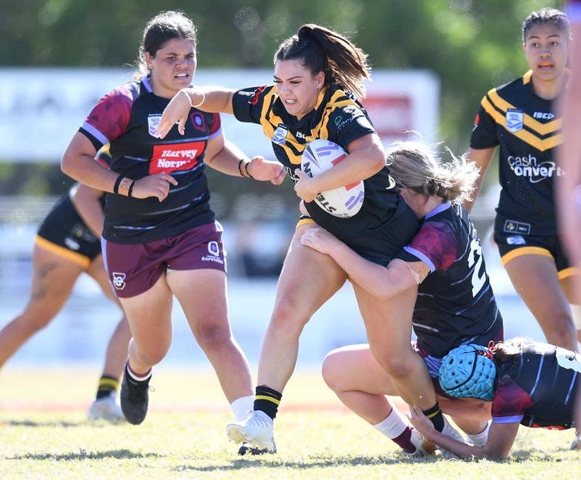 Western Australia and Queensland Sapphires in action at UAA Park, Burleigh. 