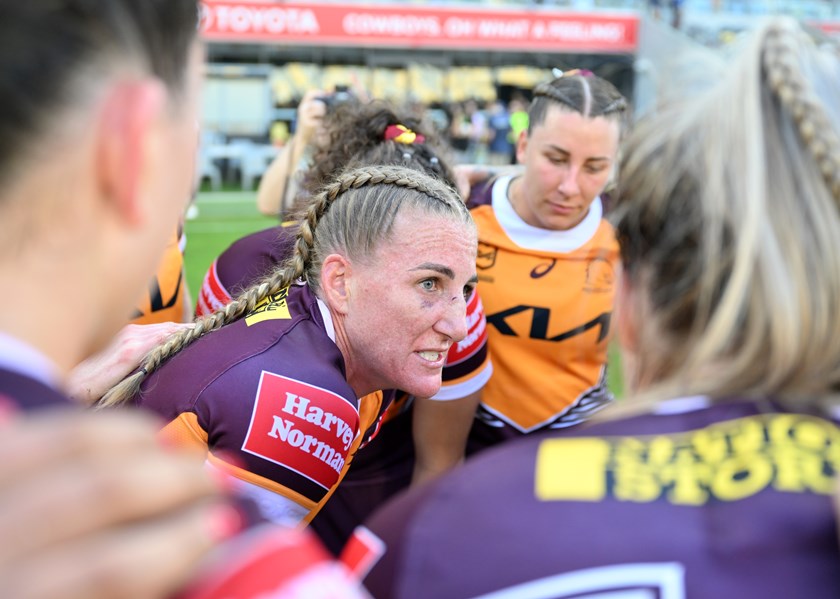 Broncos captain Ali Brigginshaw rallies her team. 