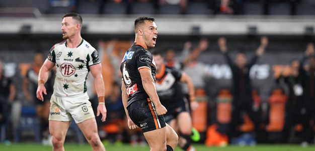 Brooks' field goal sinks Rabbitohs as Tigers go back to back