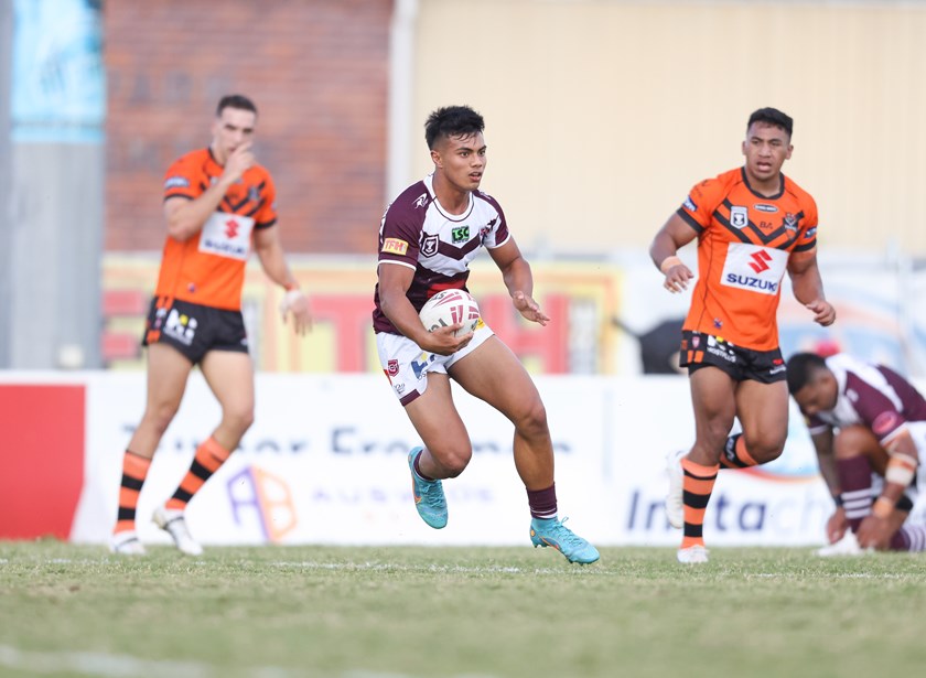 Keano Kini in action for the Burleigh Bears in the Hostplus Cup.