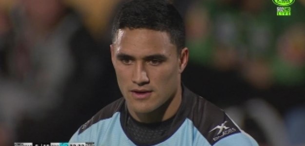 Rd 21: GOAL Valentine Holmes (33rd min)