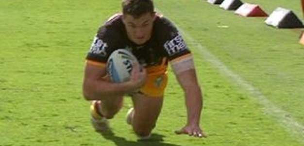 Rd 4 Magic Moment: Warriors v Broncos