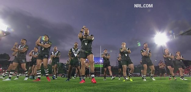 The Kiwis with a powerful Haka