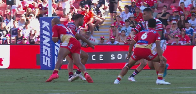 Kaufusi smashes former team mate