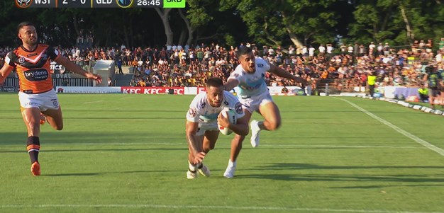 David Fifita bust leads to Sami try