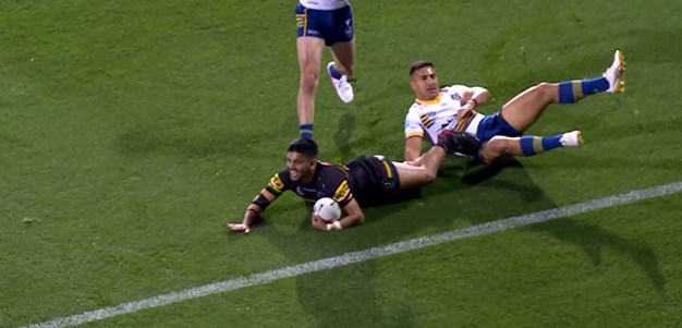 Tyrone Peachey loves a try