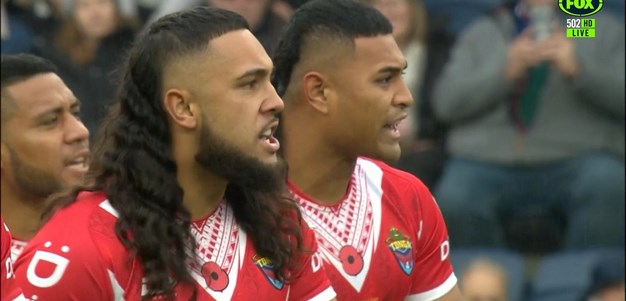 Sipi Tau shakes Headingley Stadium