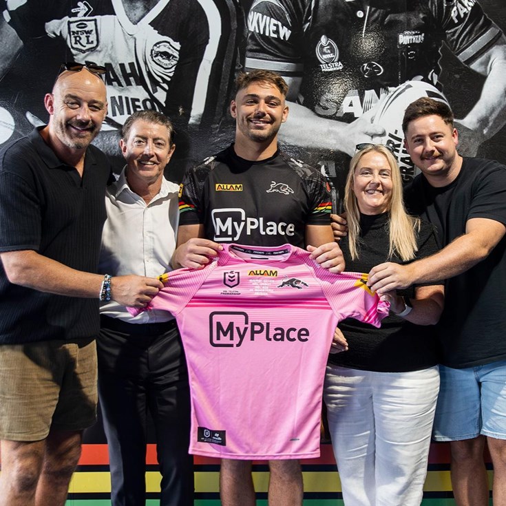 Inside Mavrik Geyer's jersey presentation