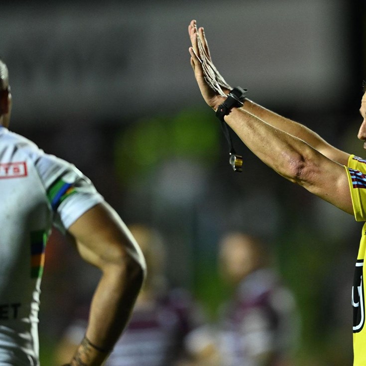 Albert Hopoate sent to the sin bin