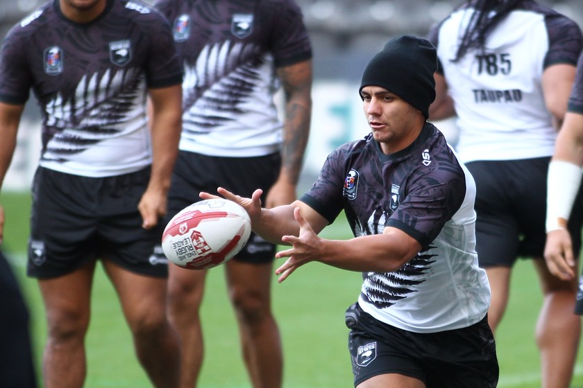 Kodi Nikorima trains in Hull with the Kiwis.