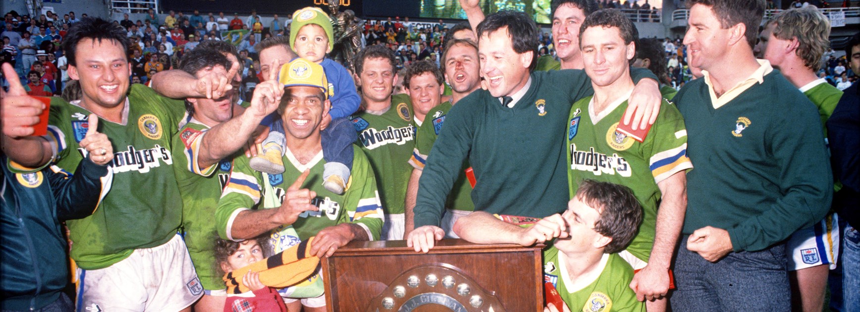 The Raiders celebrate the 1989 grand final.