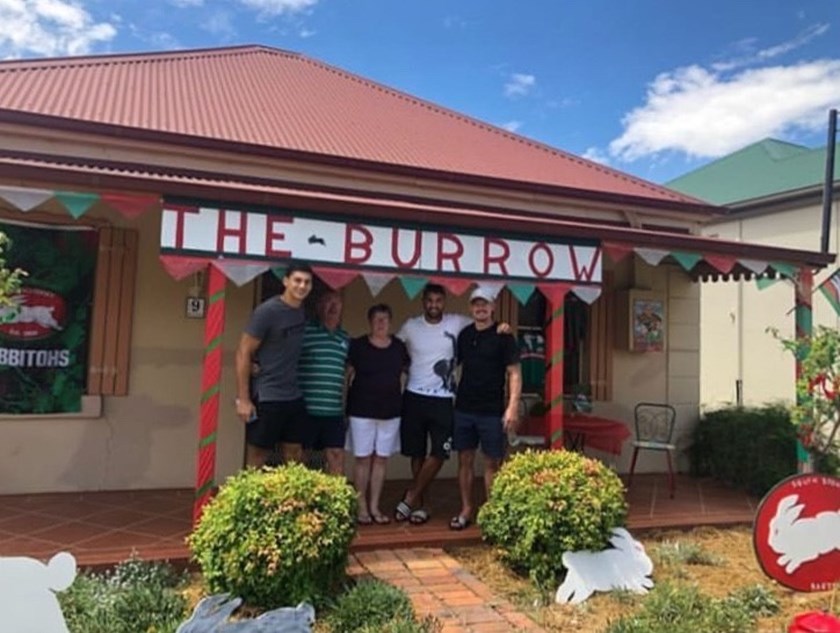 Kyle Turner, Alex Johnston and Damien Cook dropped in on some die-hard Rabbitohs fans in Mudgee.