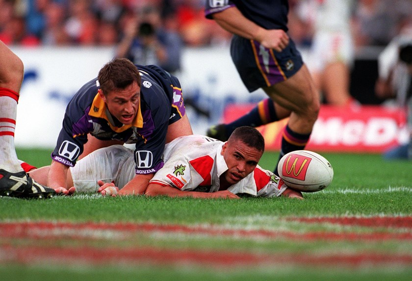 Anthony Mundine loses the ball over the tryline.