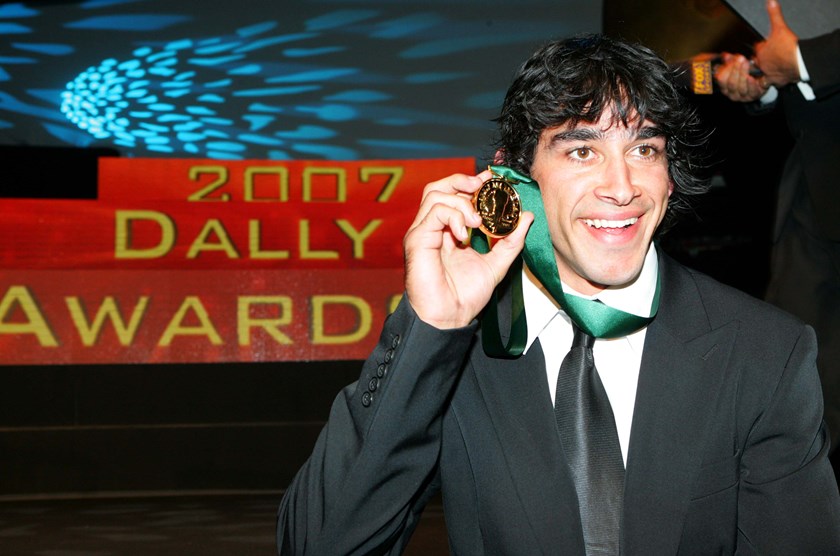 Thurston with the 2007 Dally M Medal.