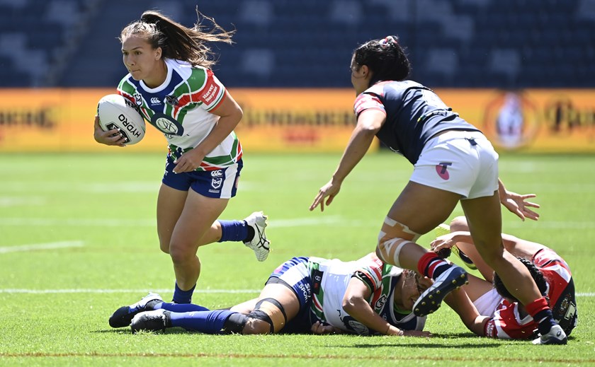 Evania Pelite on the run for the Warriors in 2020.