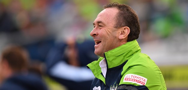 Raiders extend Ricky Stuart as coach until 2025