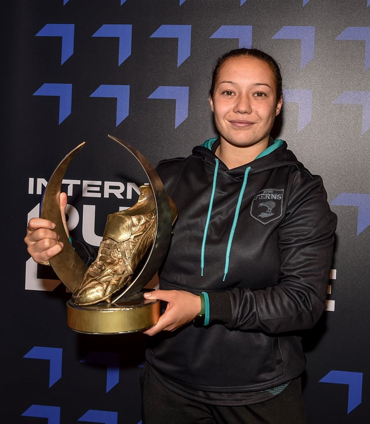 Raecene McGregor with the 2022 Golden Boot award.